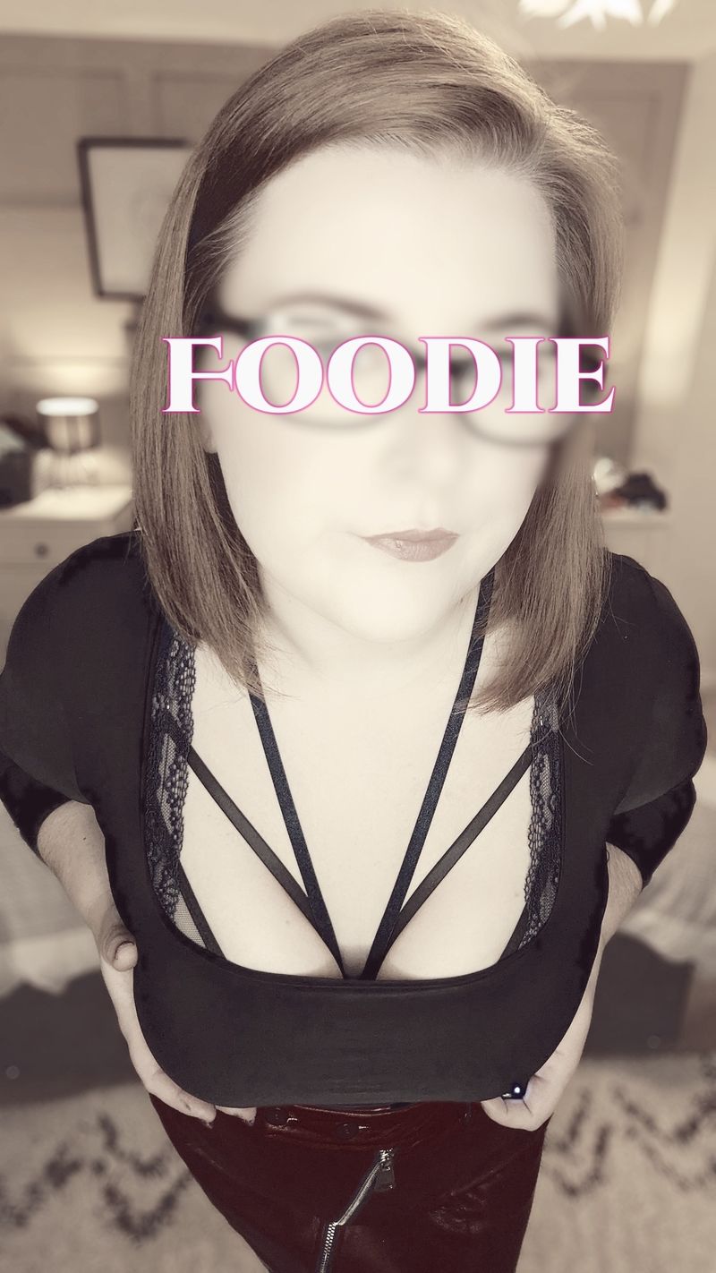 foodieboobs69